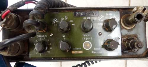SADF BORDER WAR PERIOD TR28A2 MANPACK FIELD RADIO INTENDED FOR SHORT RANGE TACTICAL COMM (Working)