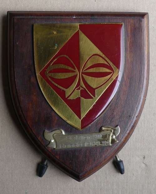 SADF Sektor 20, Rundu Plaque. The badge on the Plaque is bigger than a shoulder flash