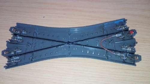 MARKLIN HO C-TRACK CROSSING (New)