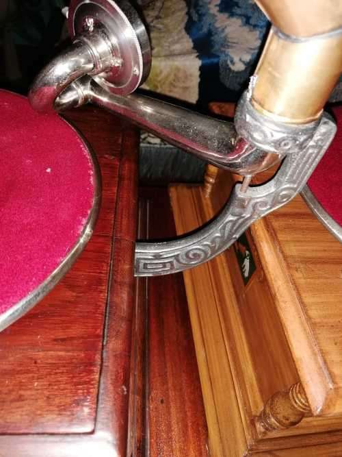 His Masters voice Gramophone