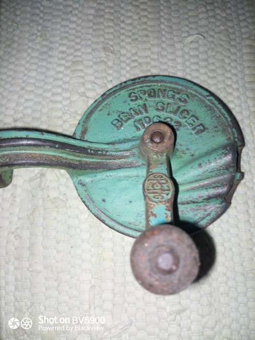 Spongs Bean slicer vintage made in England