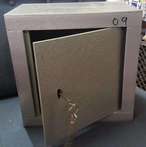 Handgun / Cash / Jewelry & Document SAFE.