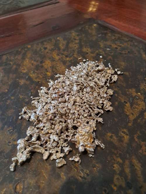 Pure Silver Bullion Granules / Nuggets - 465,3 Grams !!!