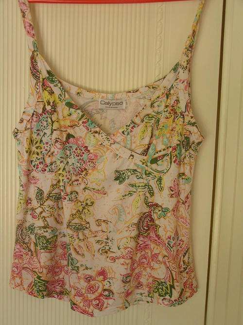 Ladies strappy top Size 40