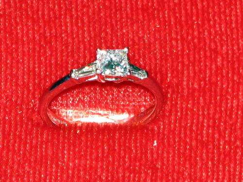 ** Assesed Value - R33,800.00 ** Engagement Ring, 3 Genuine Diamonds, 18ct White Gold. View Details.