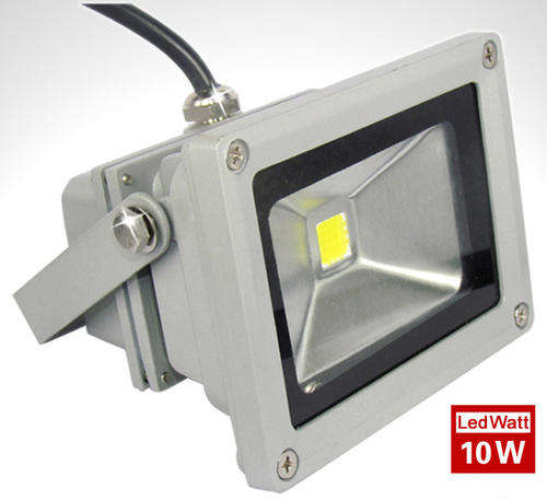 10W LED OUTDOOR Flood Light - WARRANTY AND GUARANTEE OFFERED