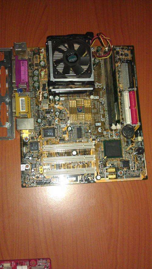 Celleron 2ghz Socket 478 with Gigabyte Mainboard with 256 DDR Mem