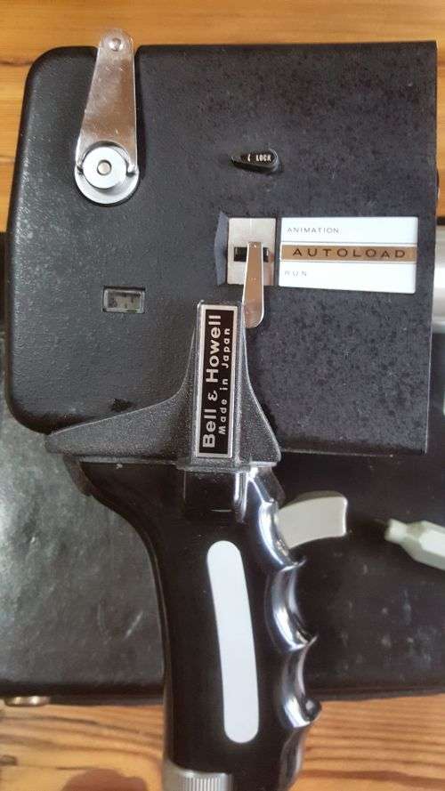 Vintage Bell & Howell 8mm Video Camera (SALE MUST GO ITEM !!!)