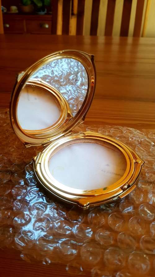 Vintage Stratton Powder Compact Box (Fast Sale Item)