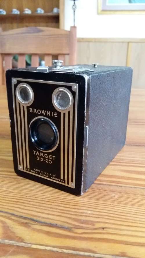 Vintage Kodak Brownie Box Camera