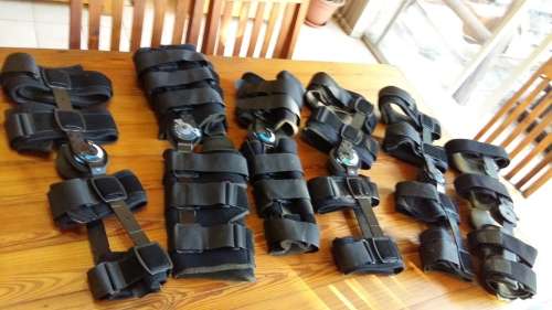 Knee Braces For Sale  (Clearance Sale Item)