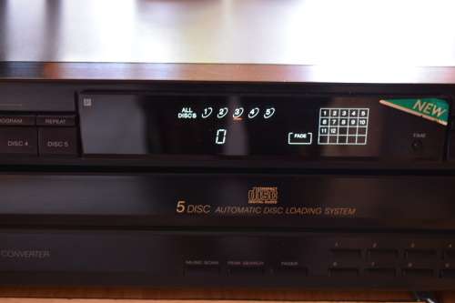 Vintage Sony 5 Disc CD Player