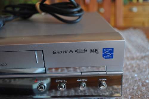 LG 6 Head HiFi Stereo VCR With Remote