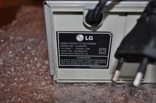 LG 6 Head HiFi Stereo VCR With Remote