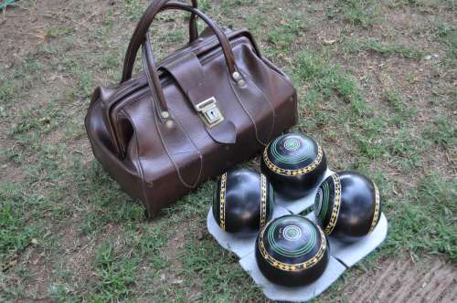 Henselite Size 2 (4 13/16) Lawn bowls