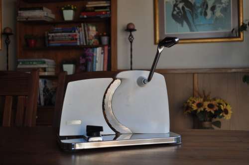 Vintage Pineware Bread / Meat Slicer