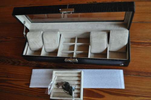 Watch And Jewelry Case With Lock