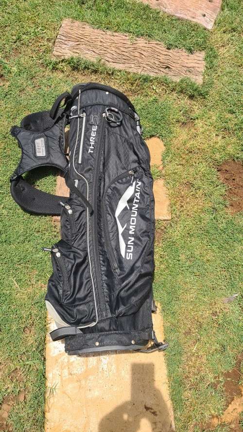 Sun Mountain Three 5 Stand Golf Bag