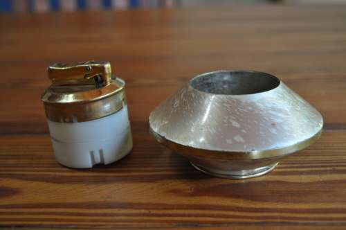 Vintage Colibri Monogas 25 Table Lighter