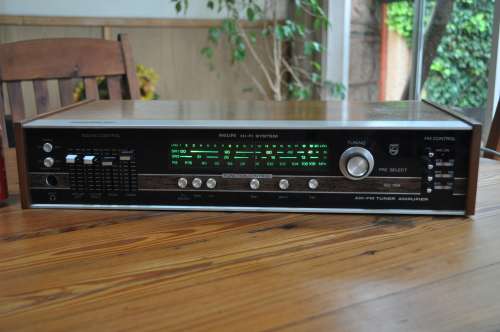 Vintage Phillips Amplifier (please read)