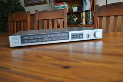 Vintage Sony Stereo Fm Am Tuner (please read)