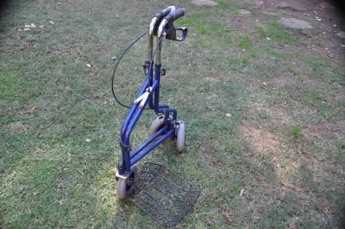 3 Wheel Walker With Brakes [FOR COLLECTION ONLY, NO POSTAGE]