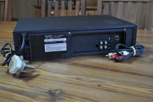 Sharp VHS Video Cassette Recorder (working)