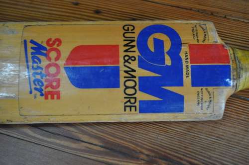 Gunn and Moore Score Master Old School Cricket Bat