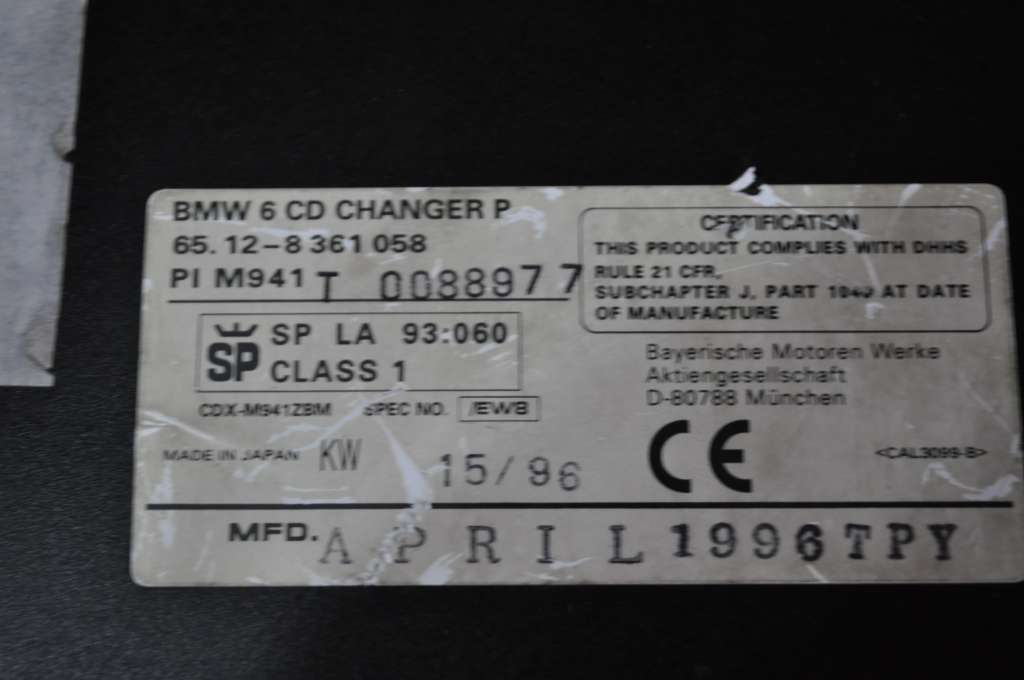 BMW 6 Disc CD Changer With Bracket
