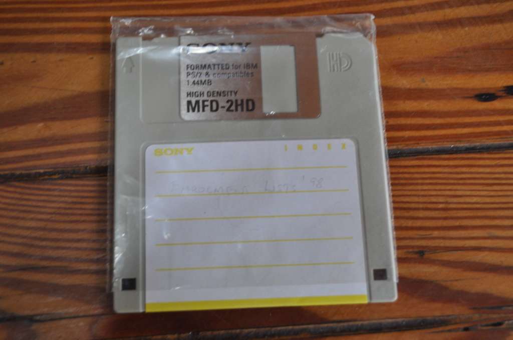 Vintage Pre Owned Floppy Discs 1.44mb