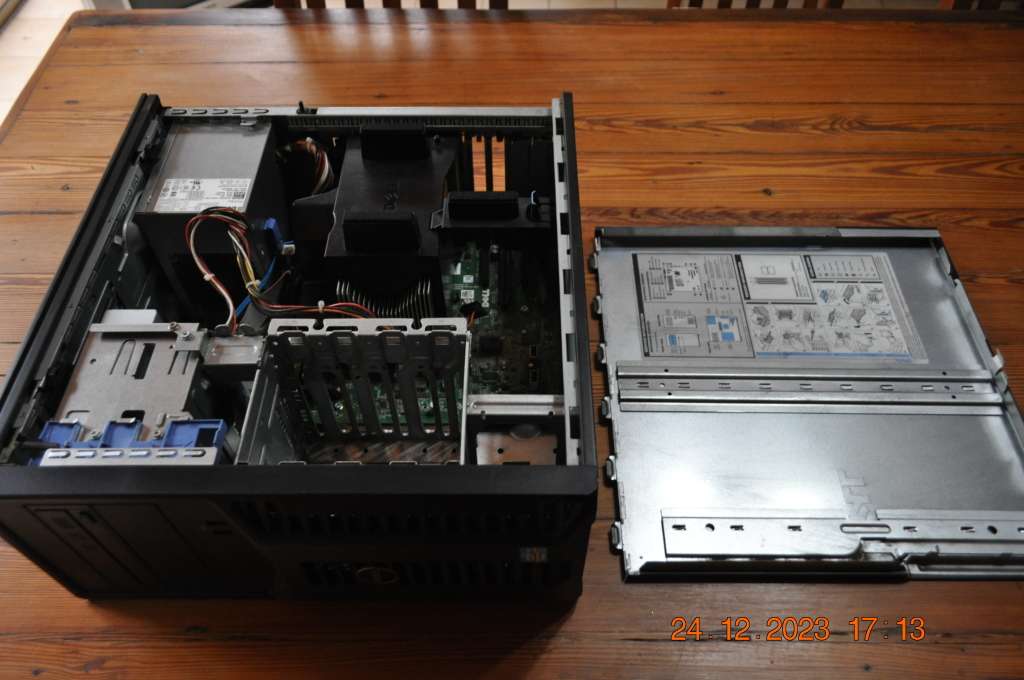 Dell Intel Xeon Server PowerEdge T110 3.2 Mhz (no hard drive)