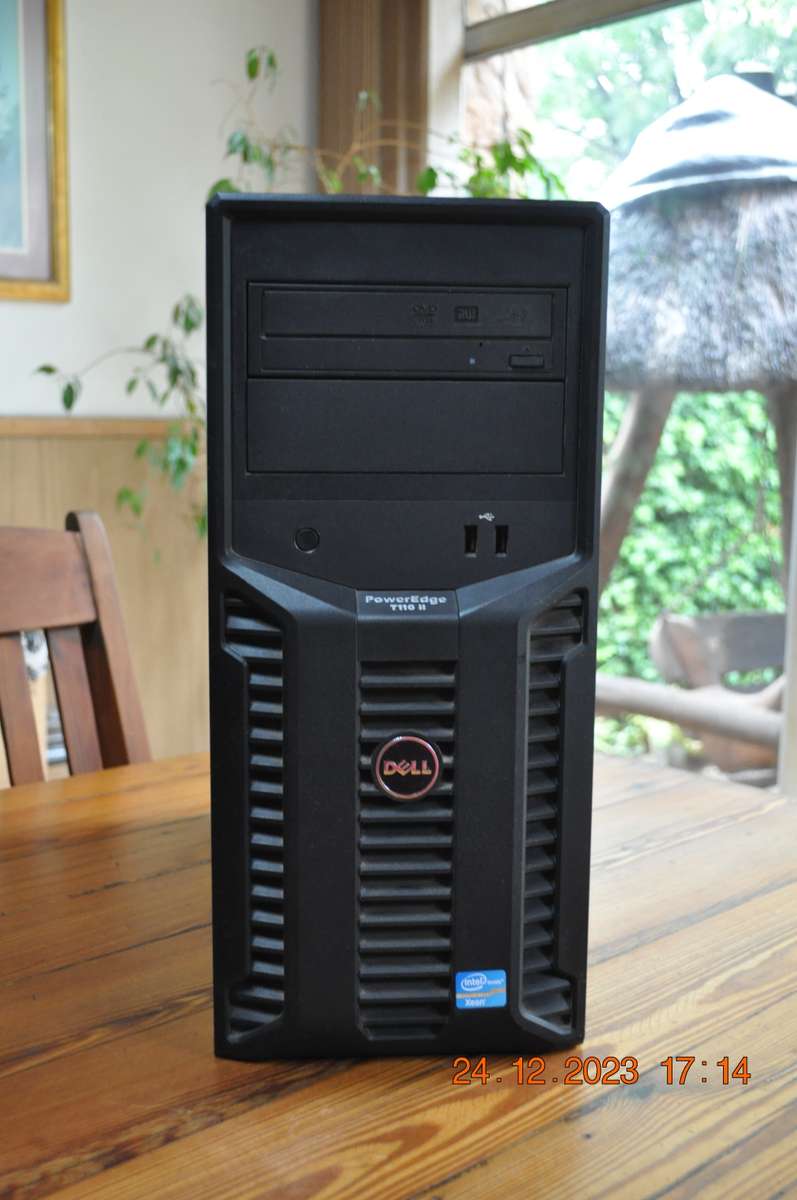 Dell Intel Xeon Server PowerEdge T110 3.2 Mhz (no hard drive)