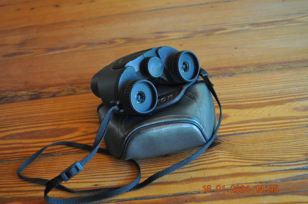 Nikon Binoculars 9 x 21