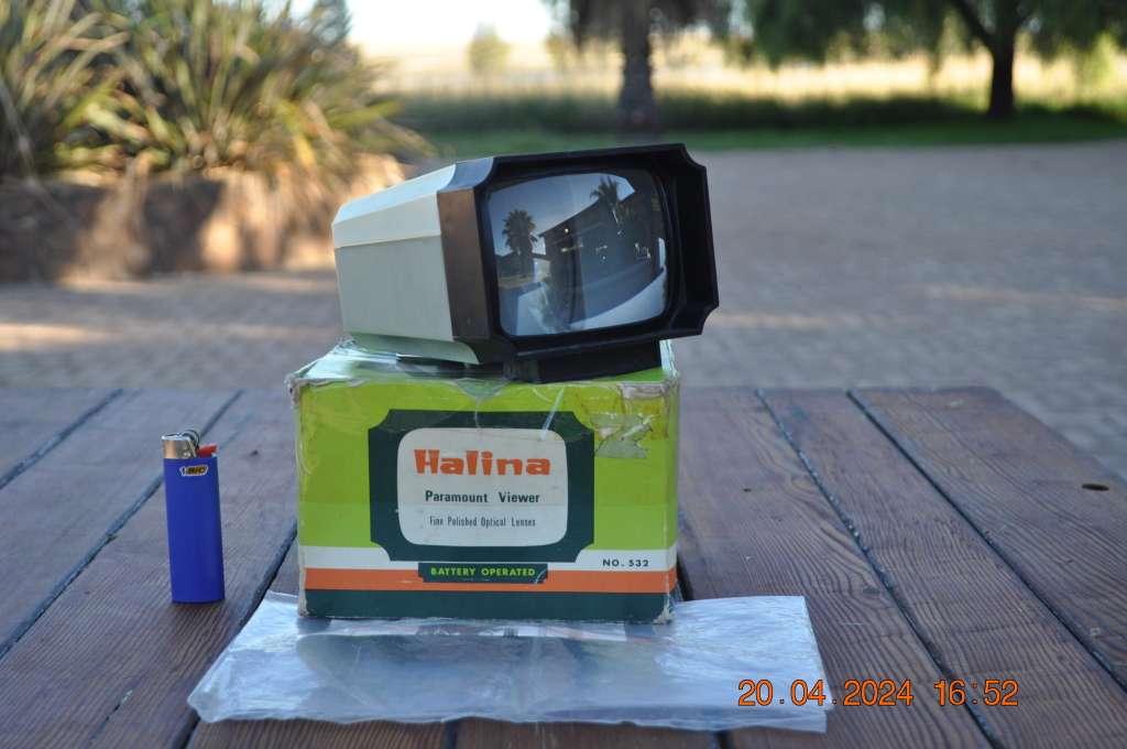 Vintage Portable Slide Viewer In Box