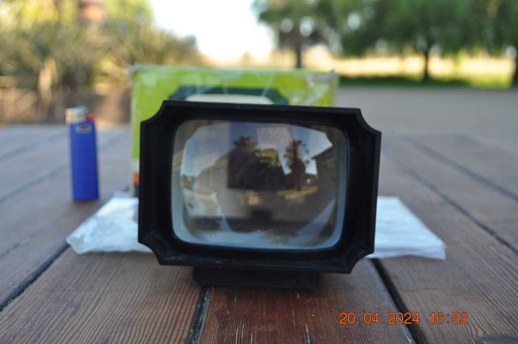 Vintage Portable Slide Viewer In Box