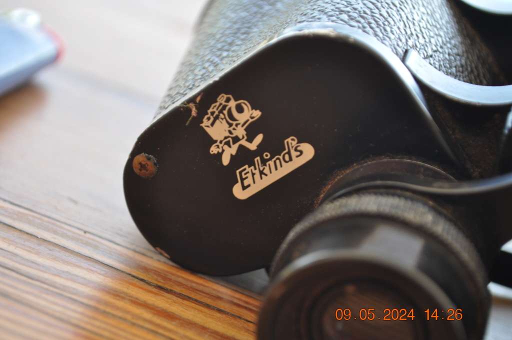 Vintage Binoculars 10 x 50 In Leather Carry Case