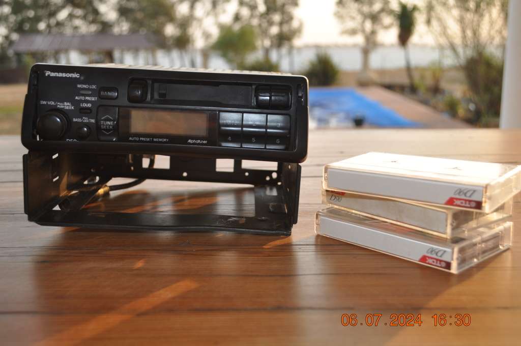 Vintage Panasonic D50e Cassette FM Car Radio