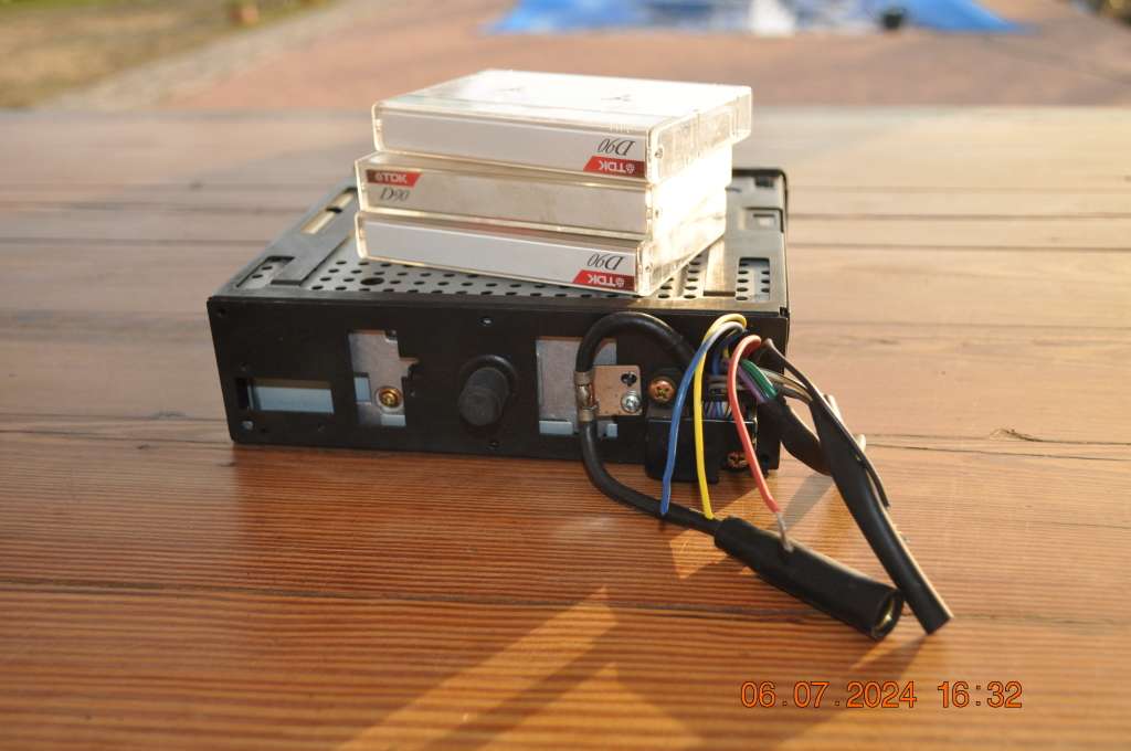 Vintage Panasonic D50e Cassette FM Car Radio