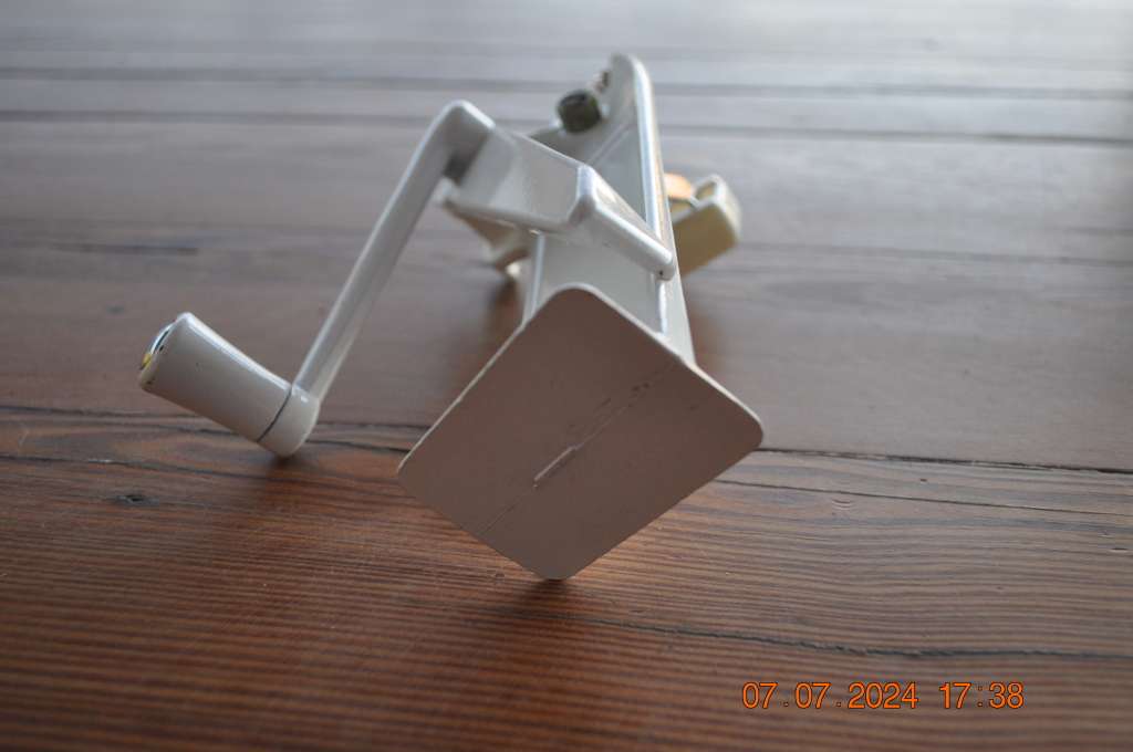 Vintage Wall Mount Can Opener