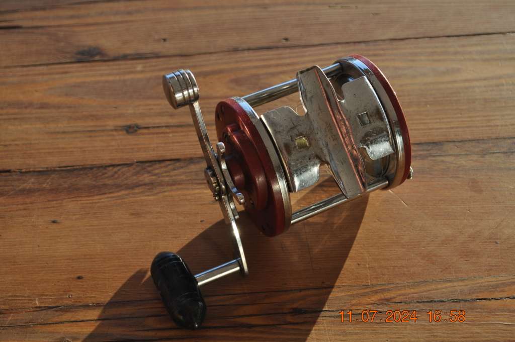 Penn Jigmaster 500S Anniversary Edition