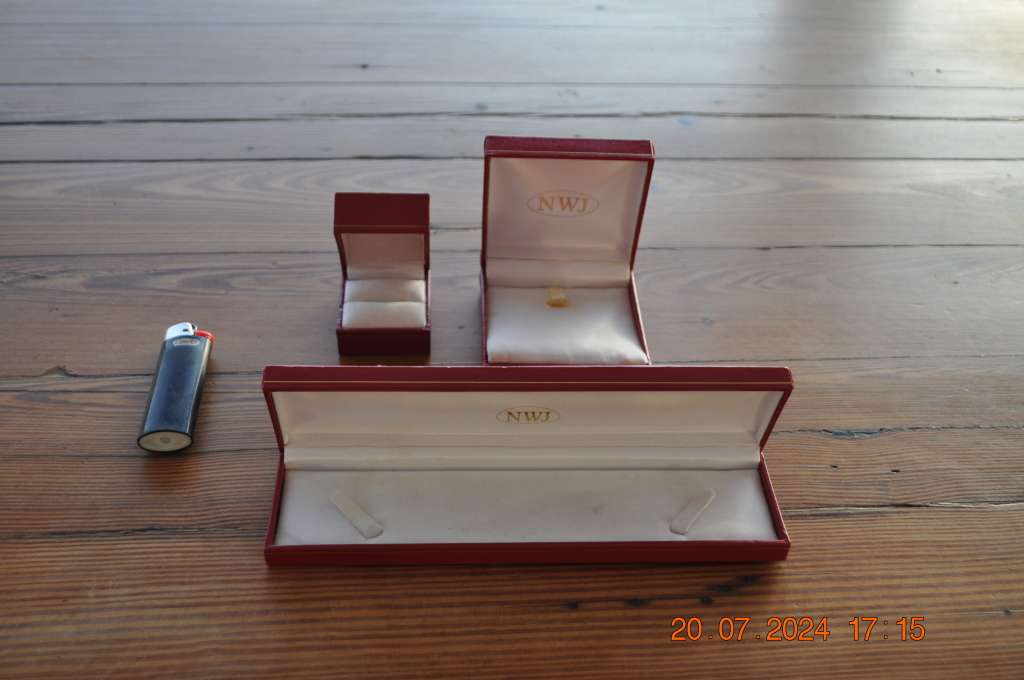 NWJ Jewelers Jewelry Gift Boxes