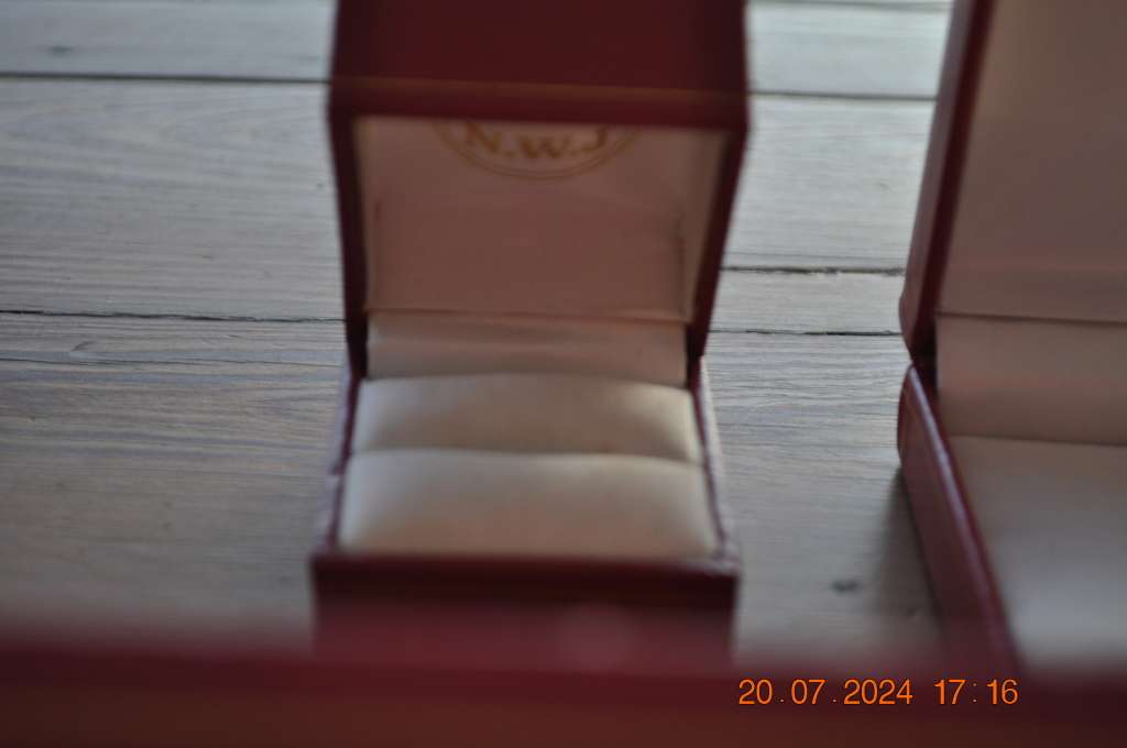 NWJ Jewelers Jewelry Gift Boxes