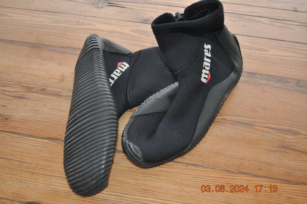 Mares Scuba Diving Bootie Size 9