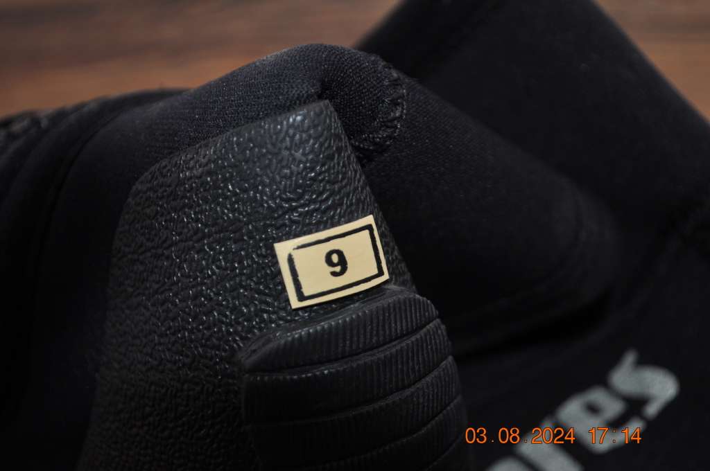 Mares Scuba Diving Bootie Size 9