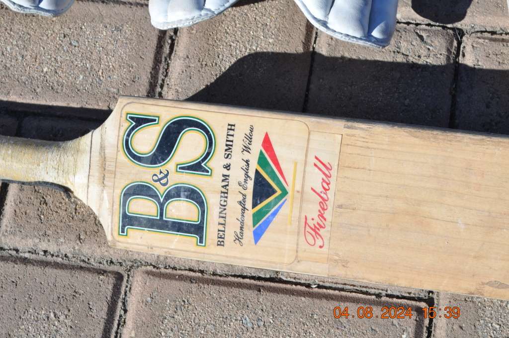 Boys Cricket Gear BS Bat Size 4