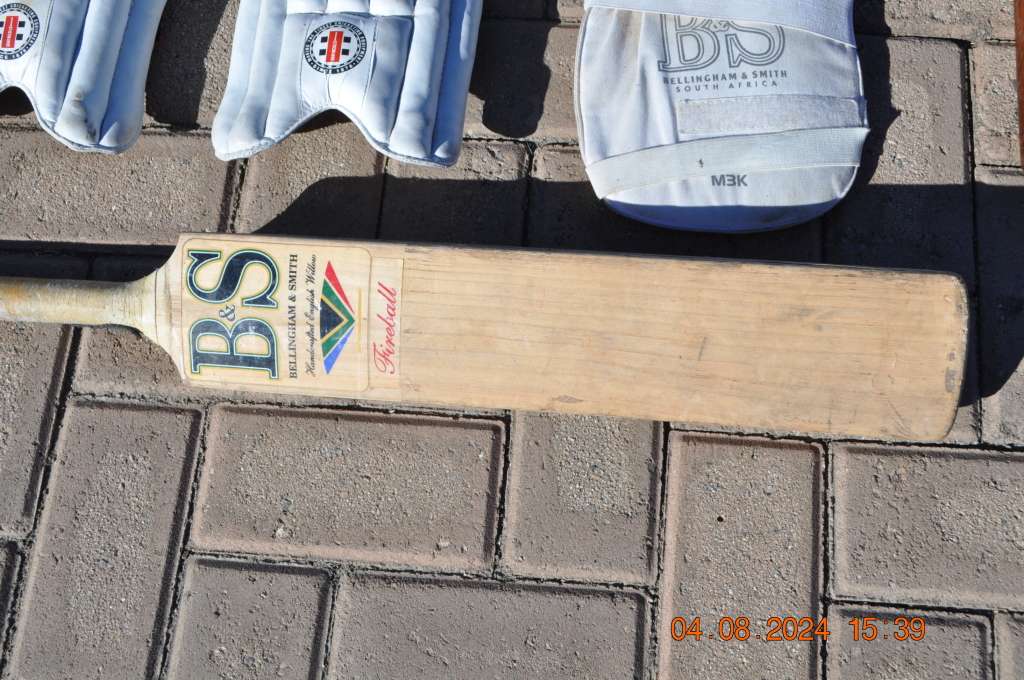 Boys Cricket Gear BS Bat Size 4