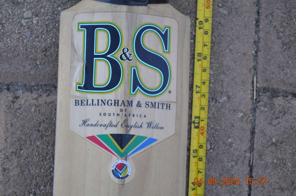 B&S Kids Cricket Bat Size 4 English Willow