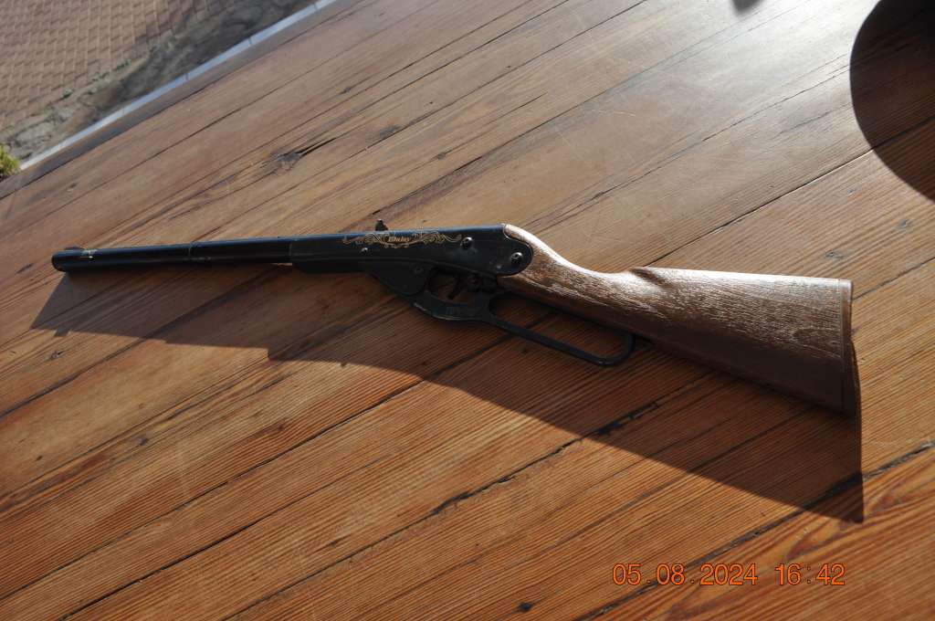 Vintage 1980s Rogers AR Daisy (working)