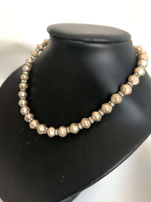 Necklace - Pearly Beads With Diamante Rings In Between (Made In England)