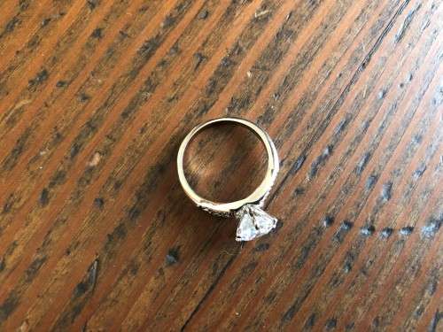 Silver Tone Fashion/Engagement Ring, White centre stone, Ring Size 0